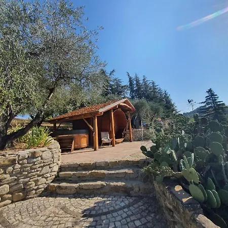 Apartment In Quiet And Environment With Swimming Pool