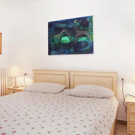 In Quiet And Environment With Swimming Pool Апартаменты