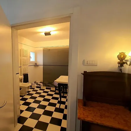 In Quiet And Environment With Swimming Pool Apartamento