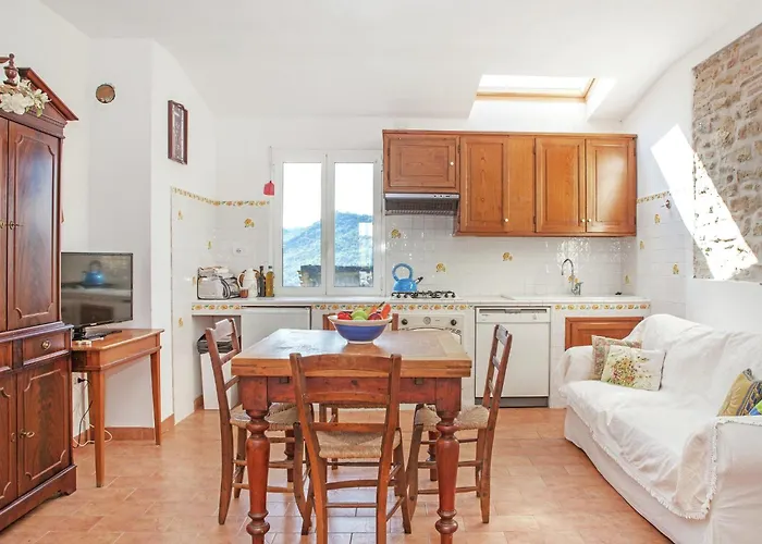 In Quiet And Environment With Swimming Pool