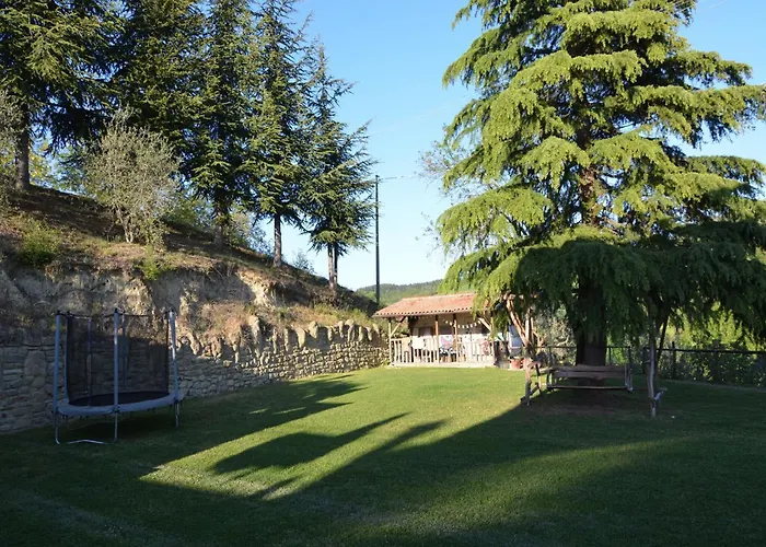 In Quiet And Environment With Swimming Pool Apartament