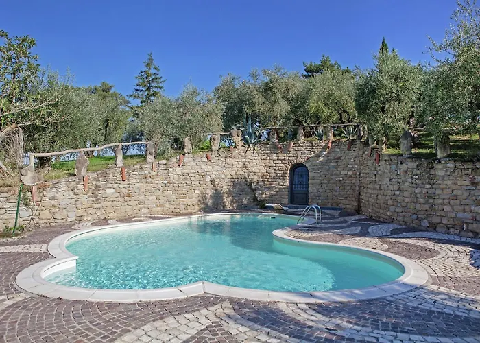 Apartament In Quiet And Environment With Swimming Pool