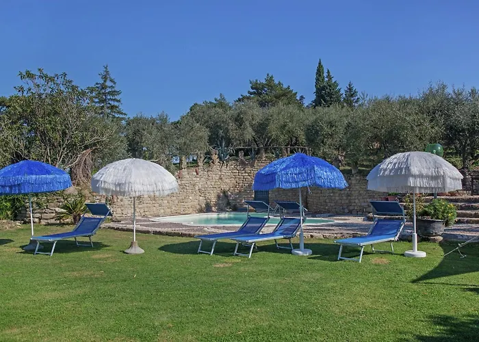 In Quiet And Environment With Swimming Pool